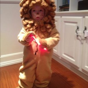 Toddler lion costume 2/3T